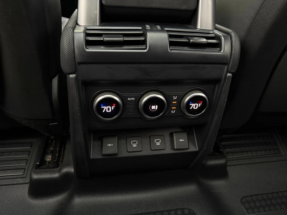 2021 Land Rover Defender L663 - Image 27 of 31