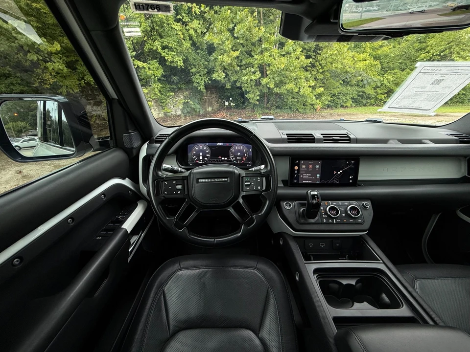2021 Land Rover Defender L663 - Image 30 of 31