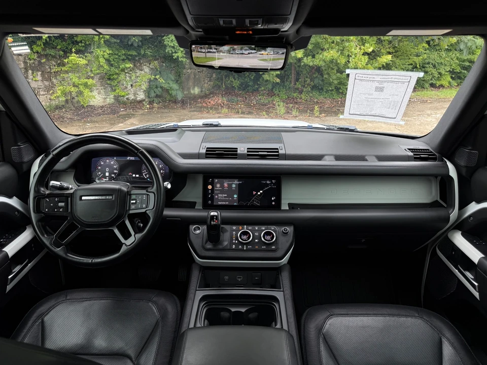 2021 Land Rover Defender L663 - Image 29 of 31