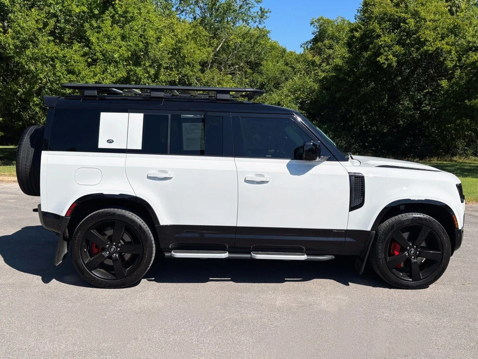 2021 Land Rover Defender L663 - Image 5 of 31