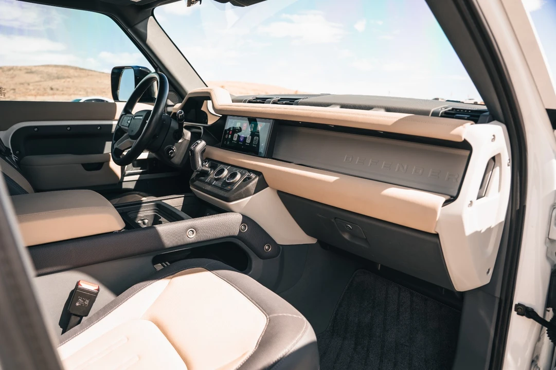 2021 Land Rover Defender 110 - Image 8 of 21