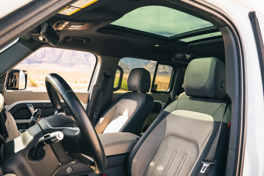 2021 Land Rover Defender 110 - Image 10 of 21