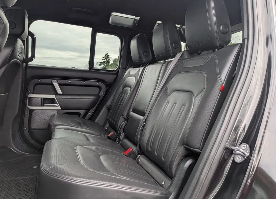 2021 Land Rover Defender L663 - Image 5 of 8