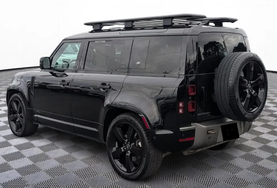 2021 Land Rover Defender L663 - Image 3 of 8
