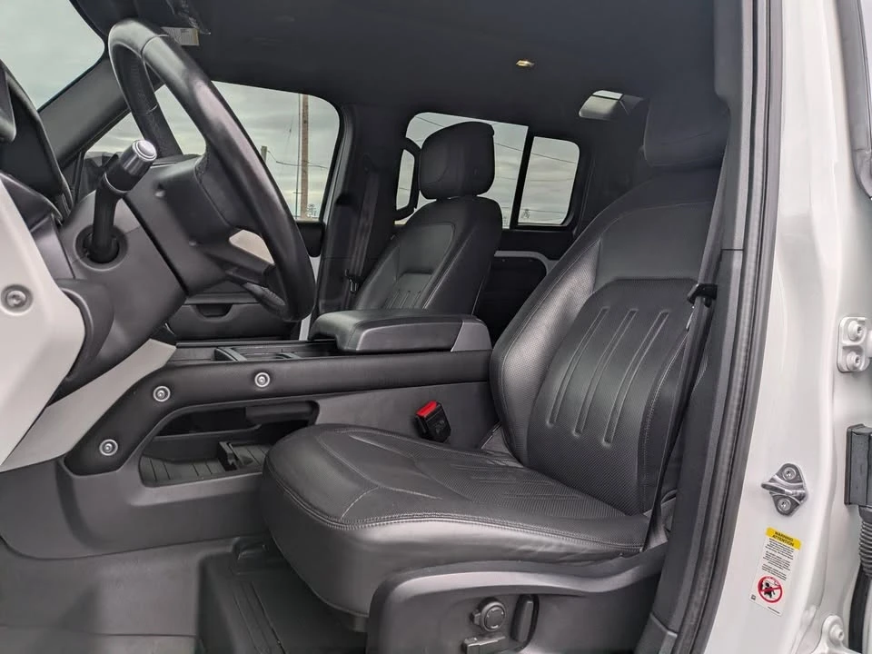 2021 Land Rover Defender L663 - Image 5 of 10