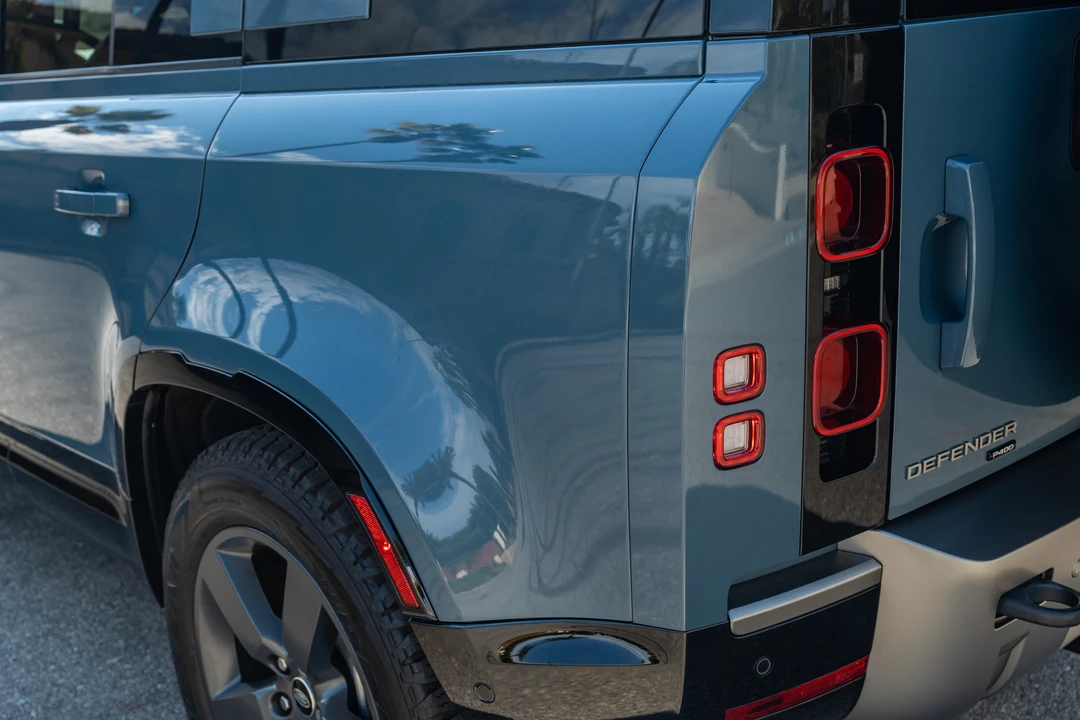 2021 Land Rover Defender L663 - Image 18 of 31