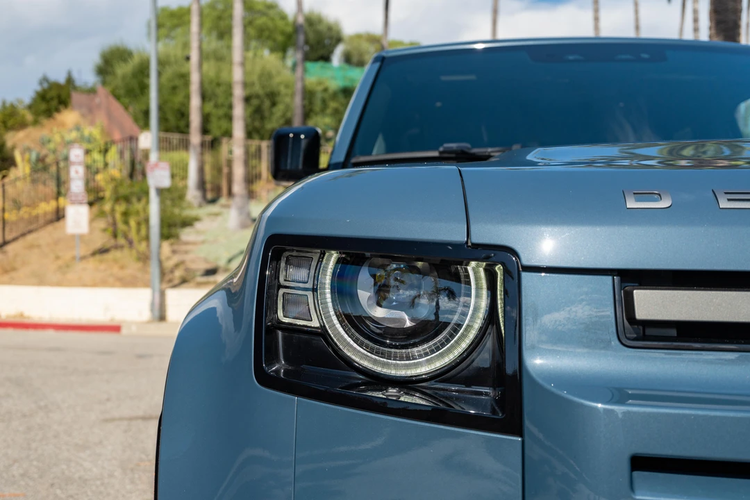 2021 Land Rover Defender L663 - Image 10 of 31