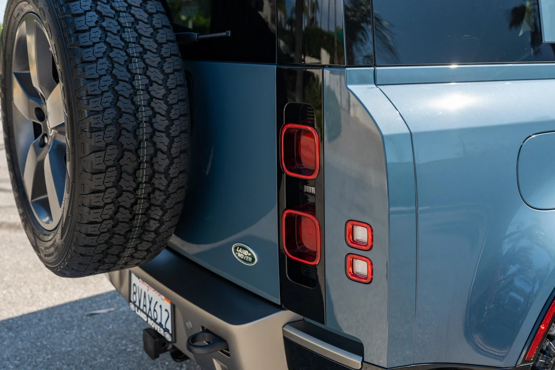 2021 Land Rover Defender L663 - Image 24 of 31