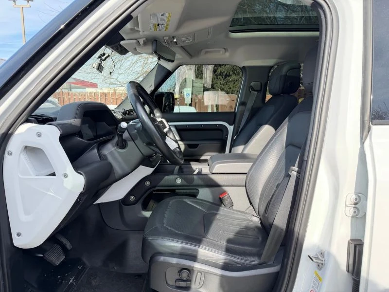 2021 Land Rover Defender 110 - Image 10 of 12