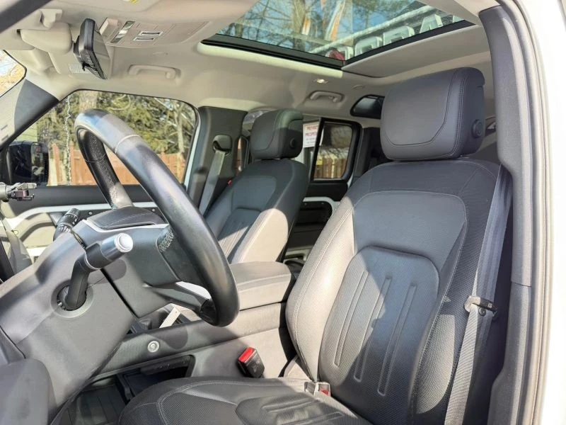 2021 Land Rover Defender 110 - Image 11 of 12