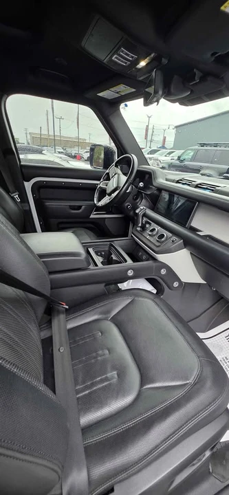 2021 Land Rover Defender L663 - Image 5 of 7