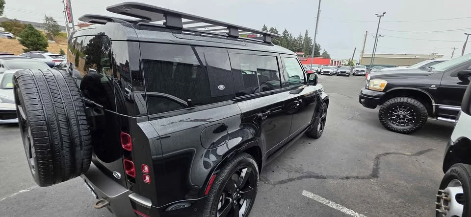 2021 Land Rover Defender L663 - Image 4 of 8