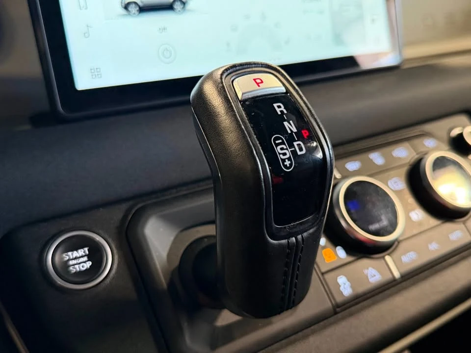 2021 Land Rover Defender L663 - Image 14 of 16