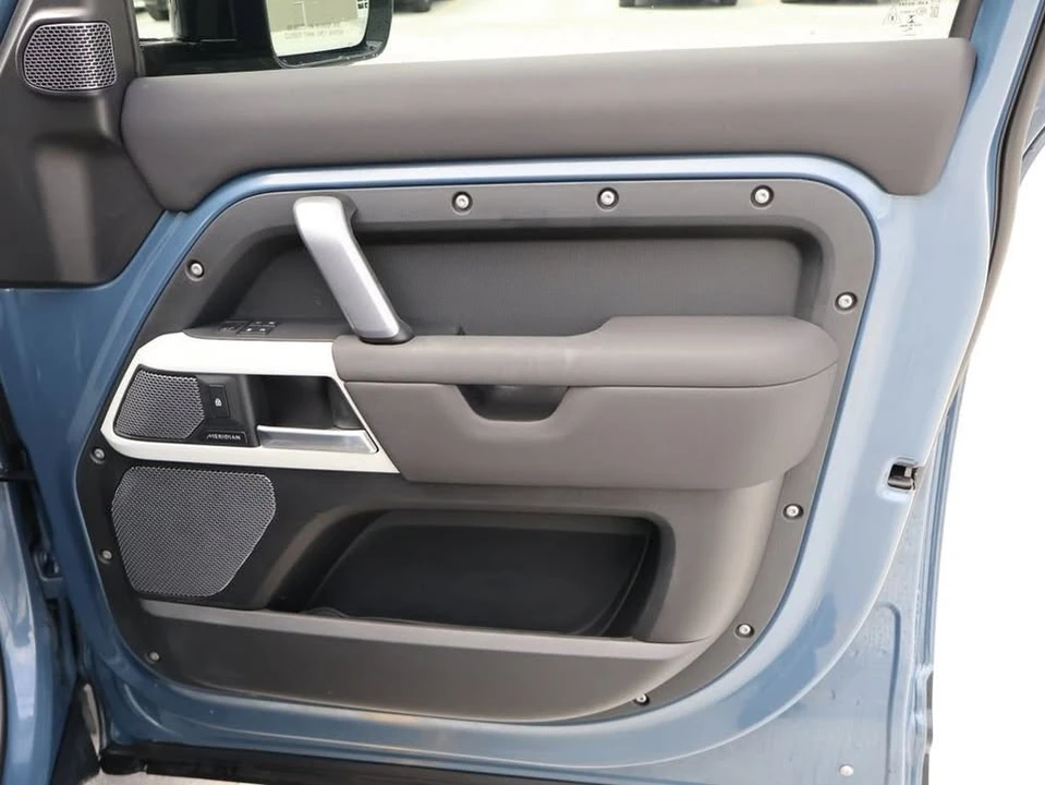 2021 Land Rover Defender L663 - Image 11 of 20