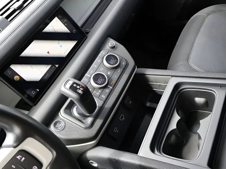 2021 Land Rover Defender L663 - Image 18 of 20