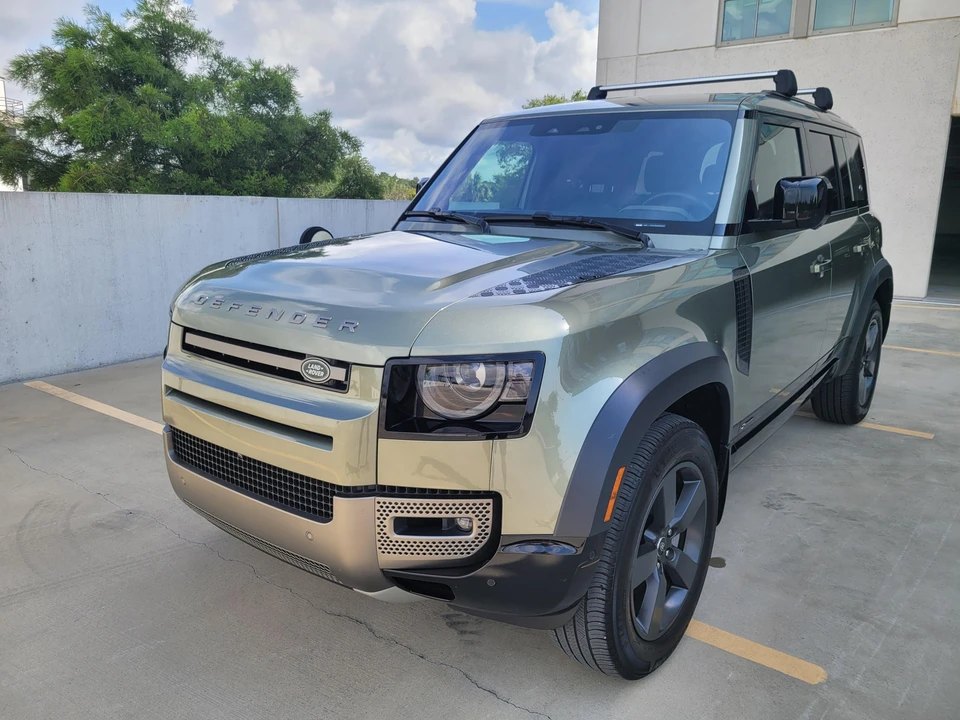 2021 Land Rover Defender L663 - Image 8 of 31