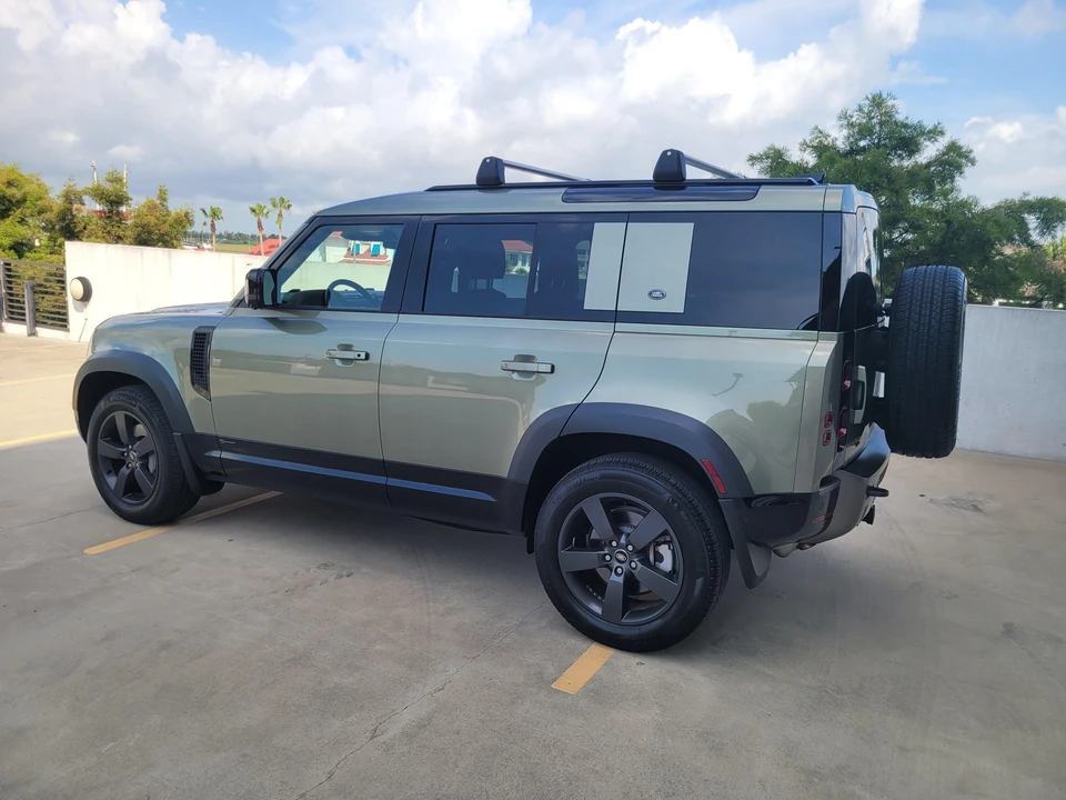 2021 Land Rover Defender L663 - Image 20 of 31