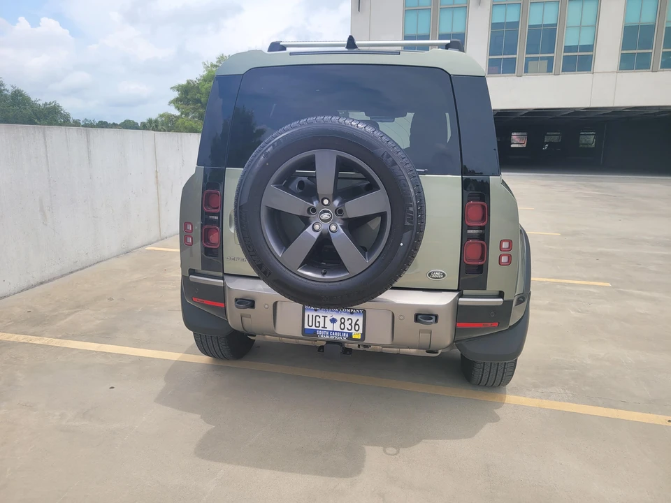 2021 Land Rover Defender L663 - Image 27 of 31