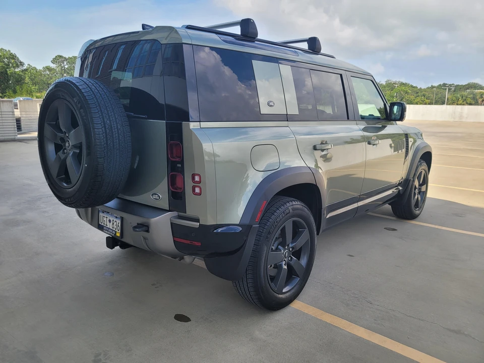 2021 Land Rover Defender L663 - Image 30 of 31