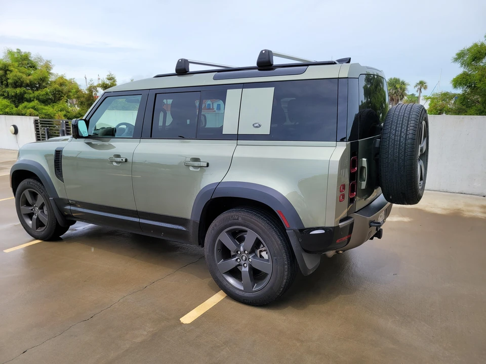 2021 Land Rover Defender L663 - Image 18 of 31