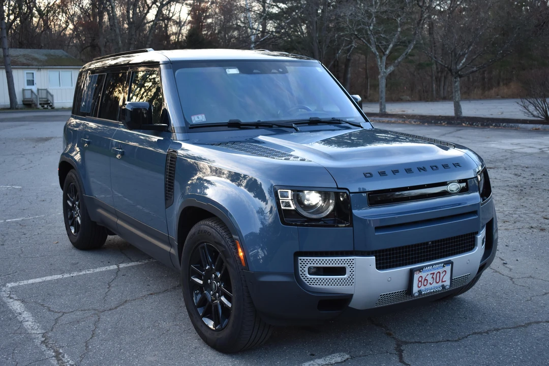2021 Land Rover Defender 110 - Image 10 of 31