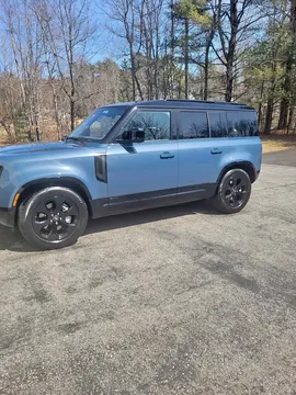 2021 Land Rover Defender 110 X-Dynamic SE