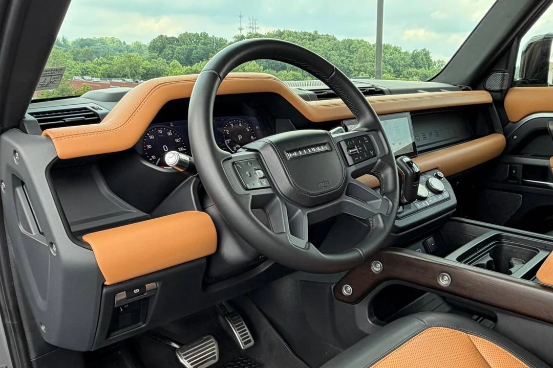 2021 Land Rover Defender L663 - Image 6 of 19