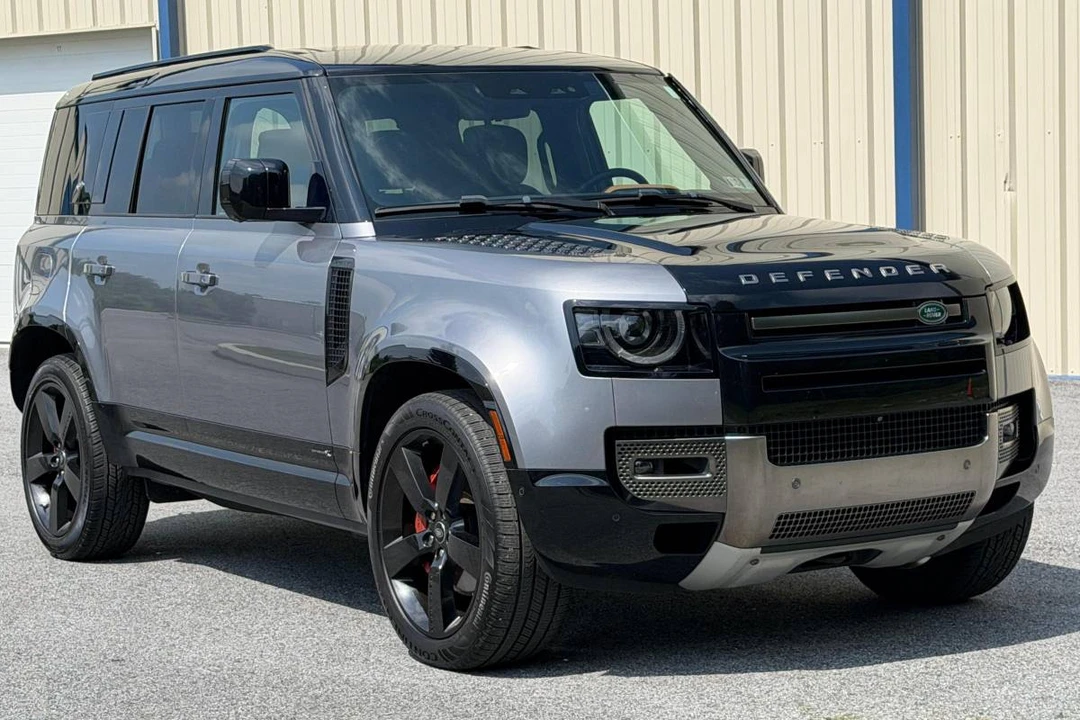 2021 Land Rover Defender L663 - Image 2 of 19