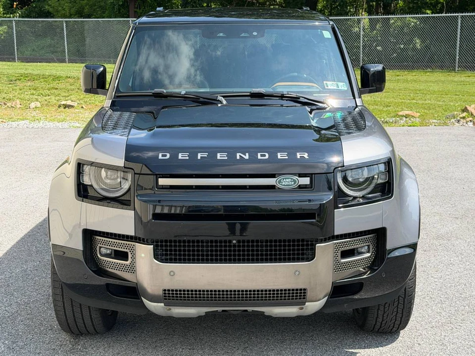 2021 Land Rover Defender L663 - Image 10 of 19
