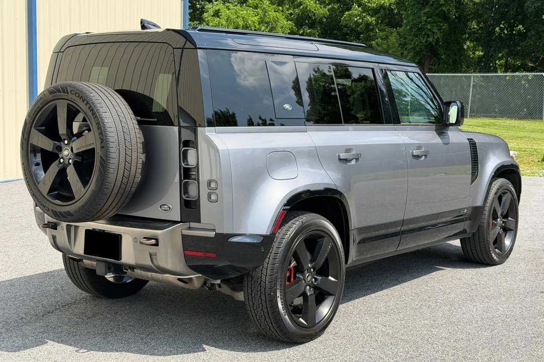2021 Land Rover Defender L663 - Image 4 of 19