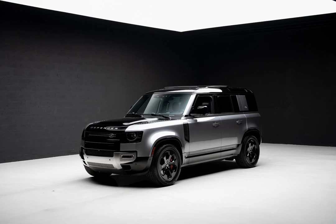 2021 Land Rover Defender 110 - Image 4 of 12