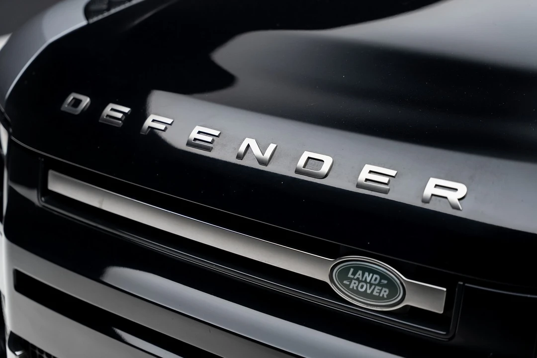 2021 Land Rover Defender 110 - Image 12 of 12