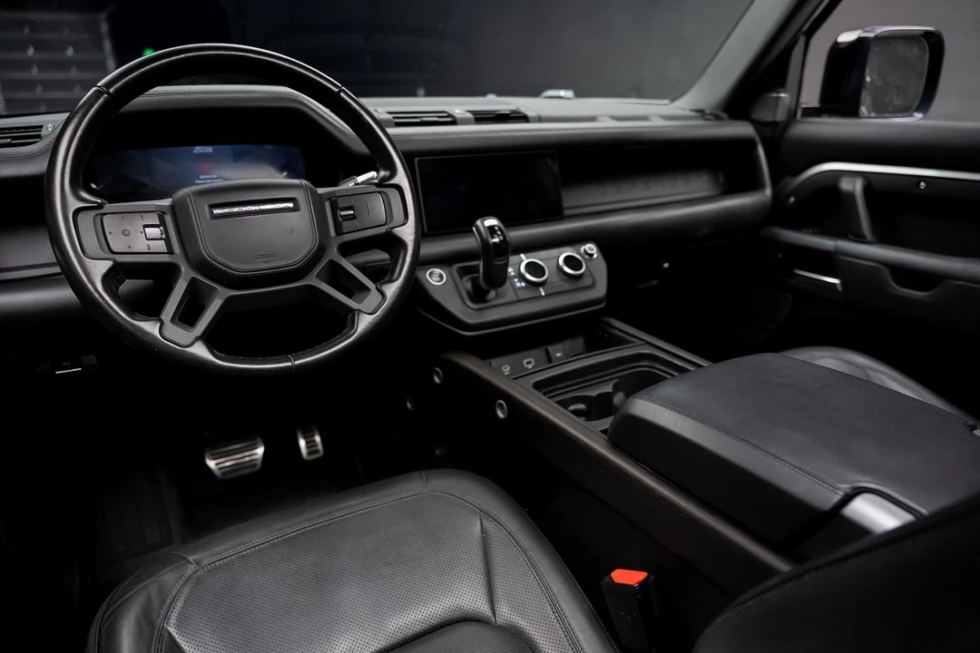 2021 Land Rover Defender 110 - Image 2 of 12