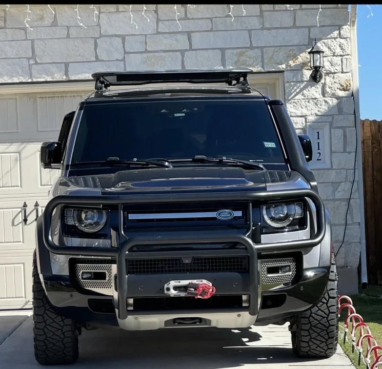 2021 Land Rover Defender 110 - Image 2 of 21