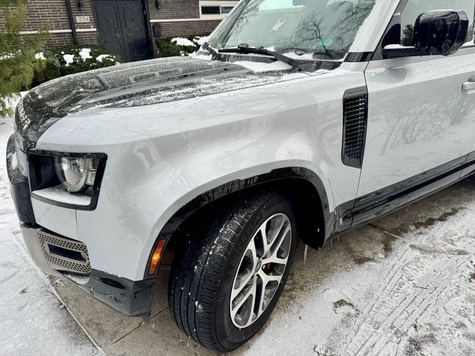 2021 Land Rover Defender 110 - Image 5 of 21
