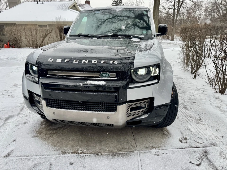 2021 Land Rover Defender 110 - Image 3 of 21