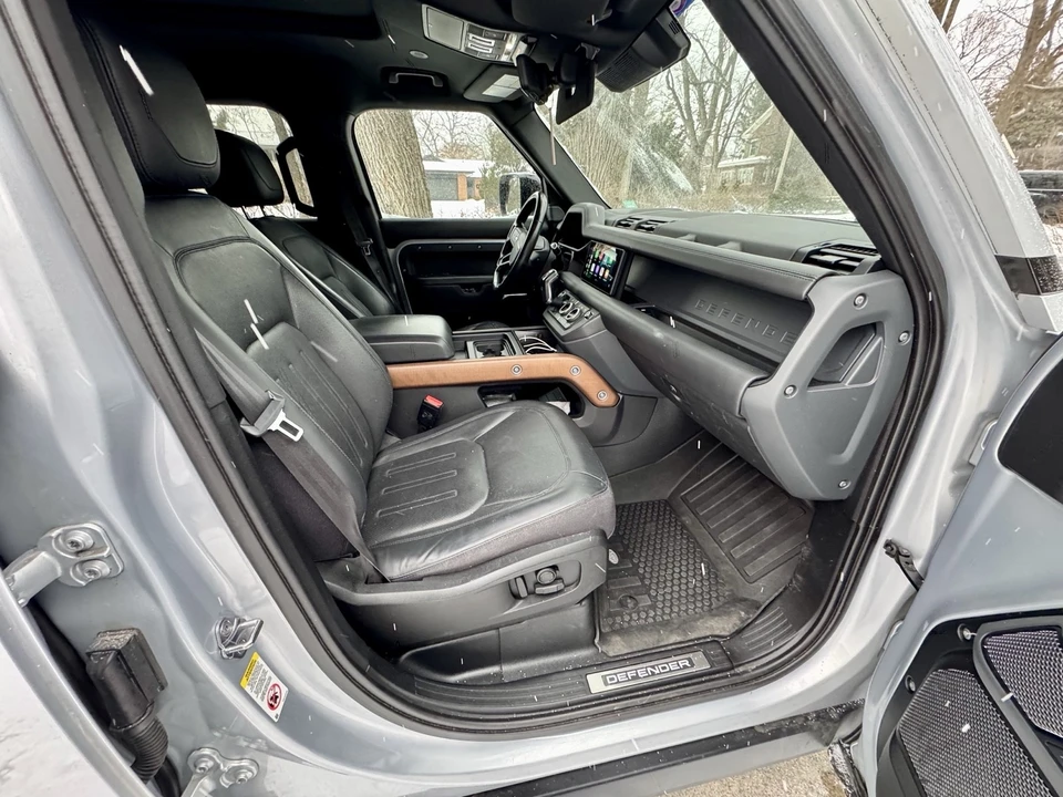 2021 Land Rover Defender 110 - Image 16 of 21