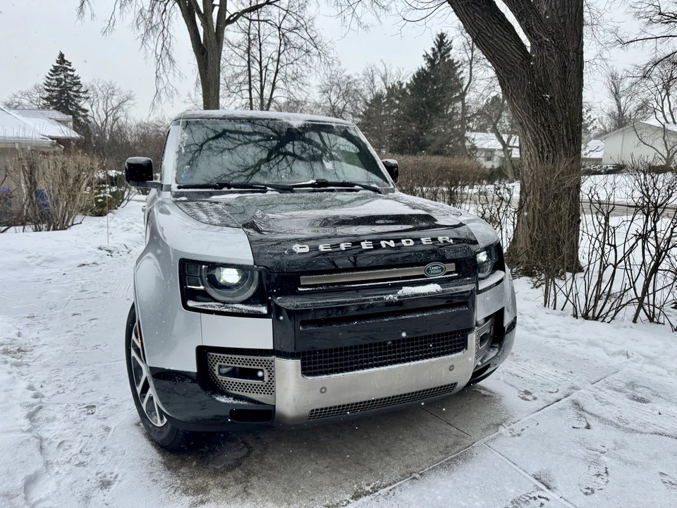 2021 Land Rover Defender 110 - Image 2 of 21