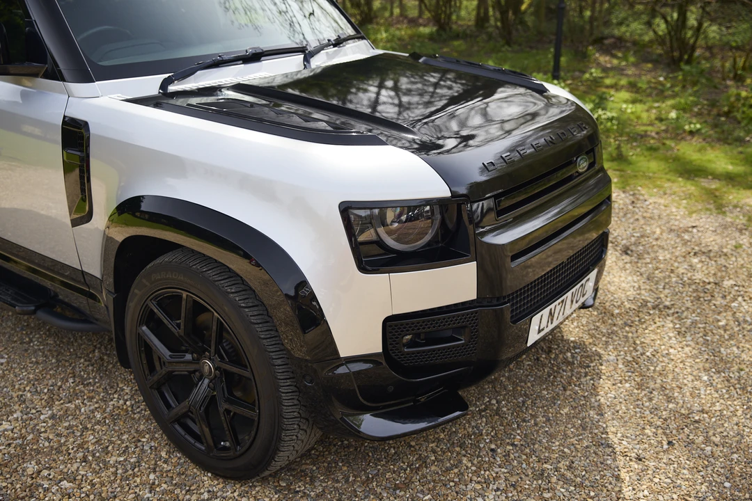2021 Land Rover Defender L663 - Image 28 of 31