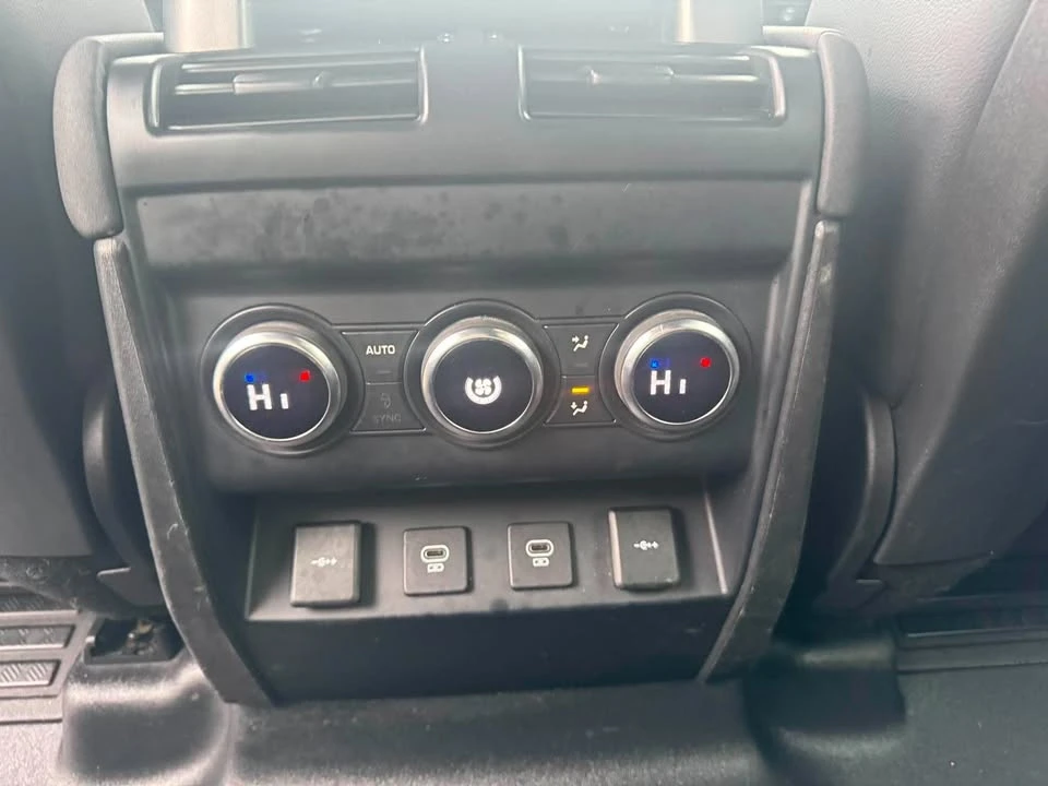 2021 Land Rover Defender L663 - Image 16 of 18