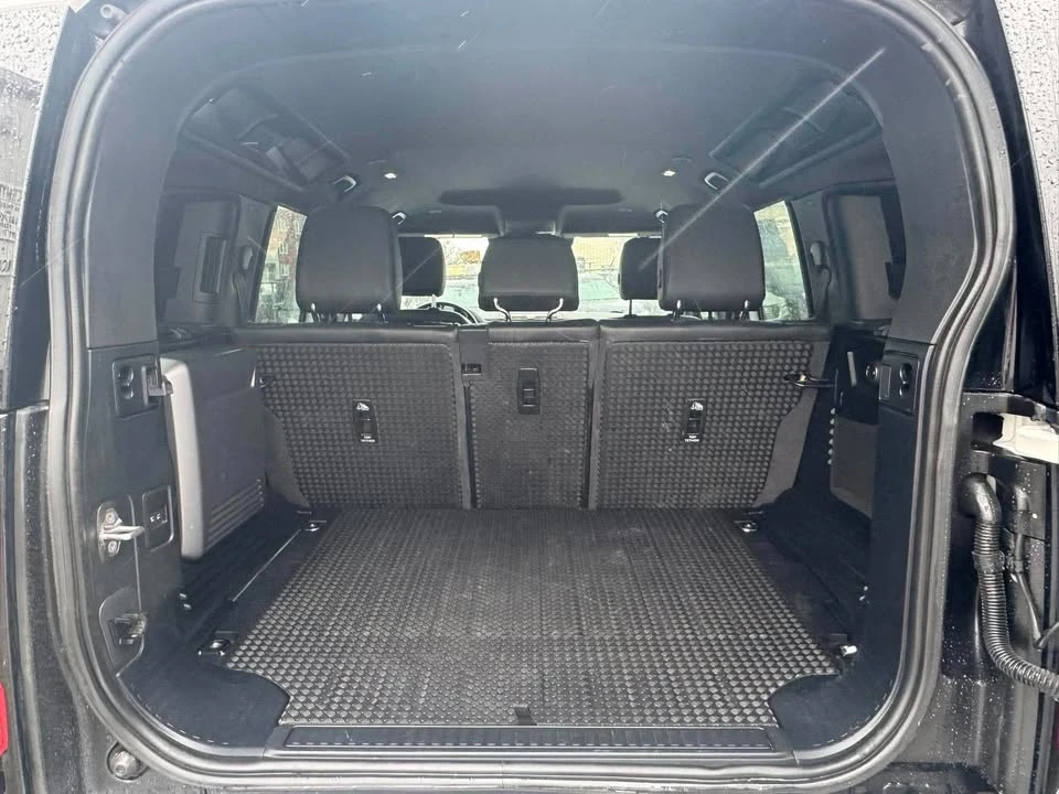 2021 Land Rover Defender L663 - Image 5 of 18