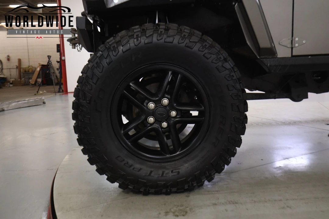 2021 Land Rover Defender L663 - Image 10 of 12