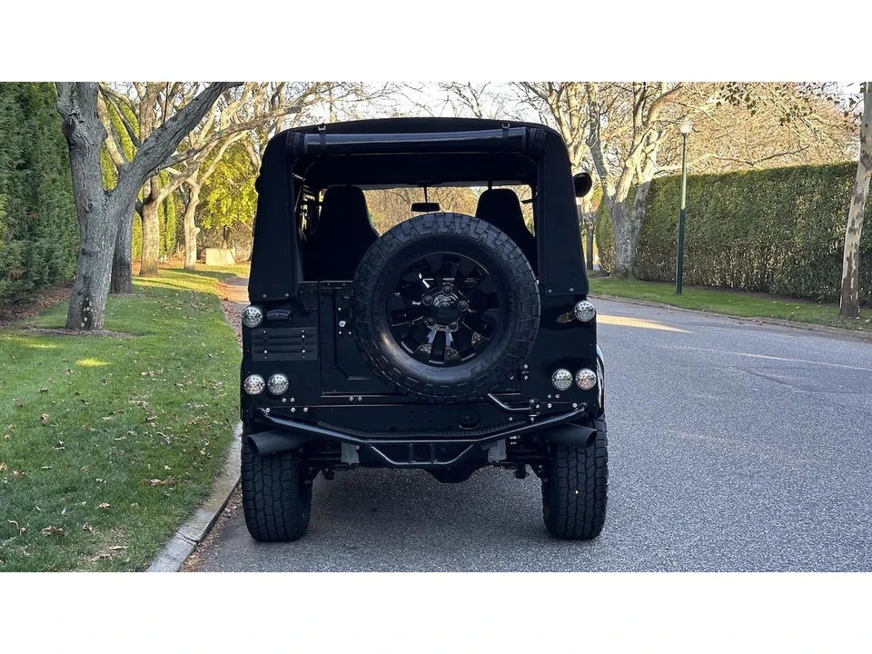 2021 Land Rover Defender L663 - Image 16 of 31