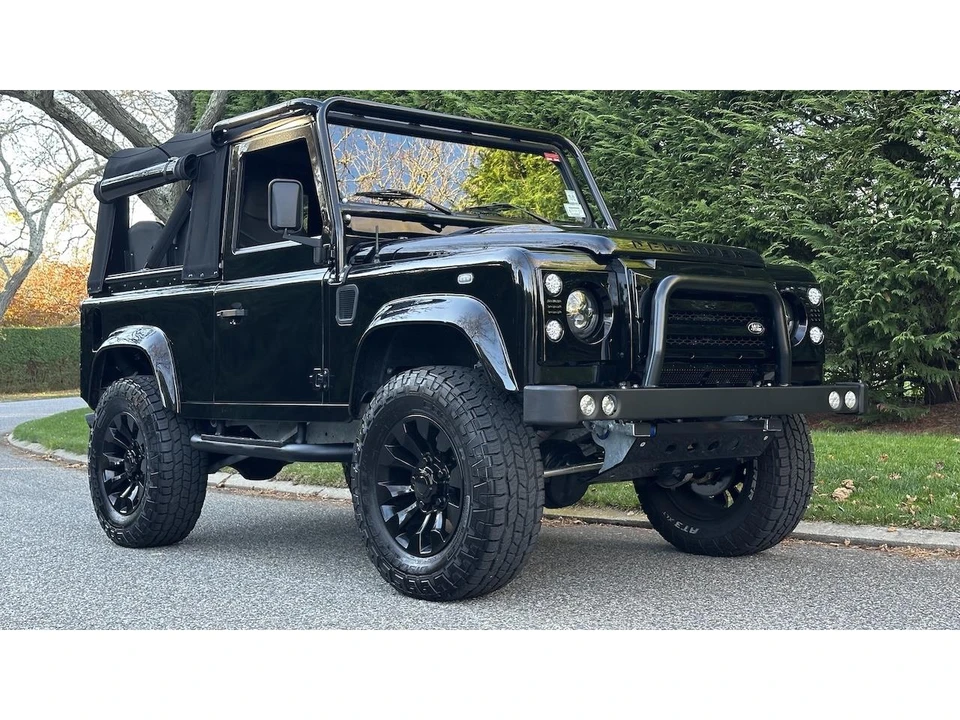 2021 Land Rover Defender L663 - Image 23 of 31