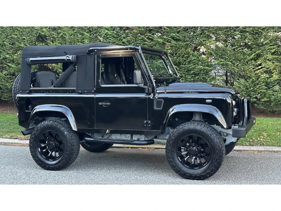 2021 Land Rover Defender L663 - Image 25 of 31