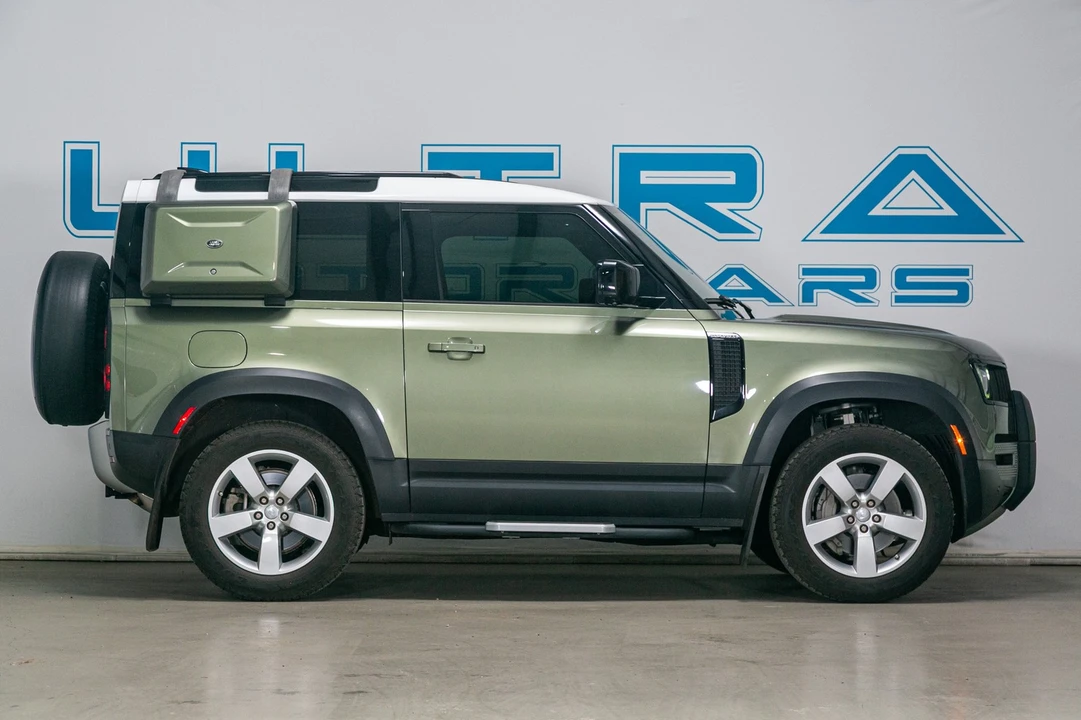 2021 Land Rover Defender 90 - Image 7 of 21