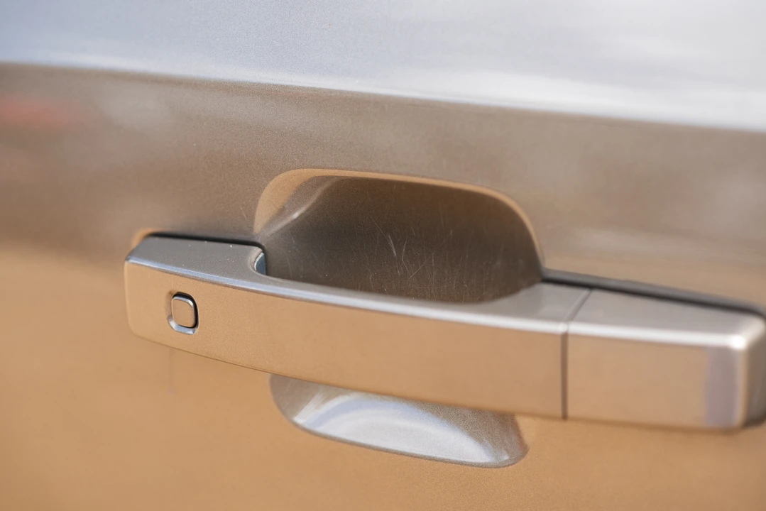 2021 Land Rover Defender L663 - Image 16 of 31