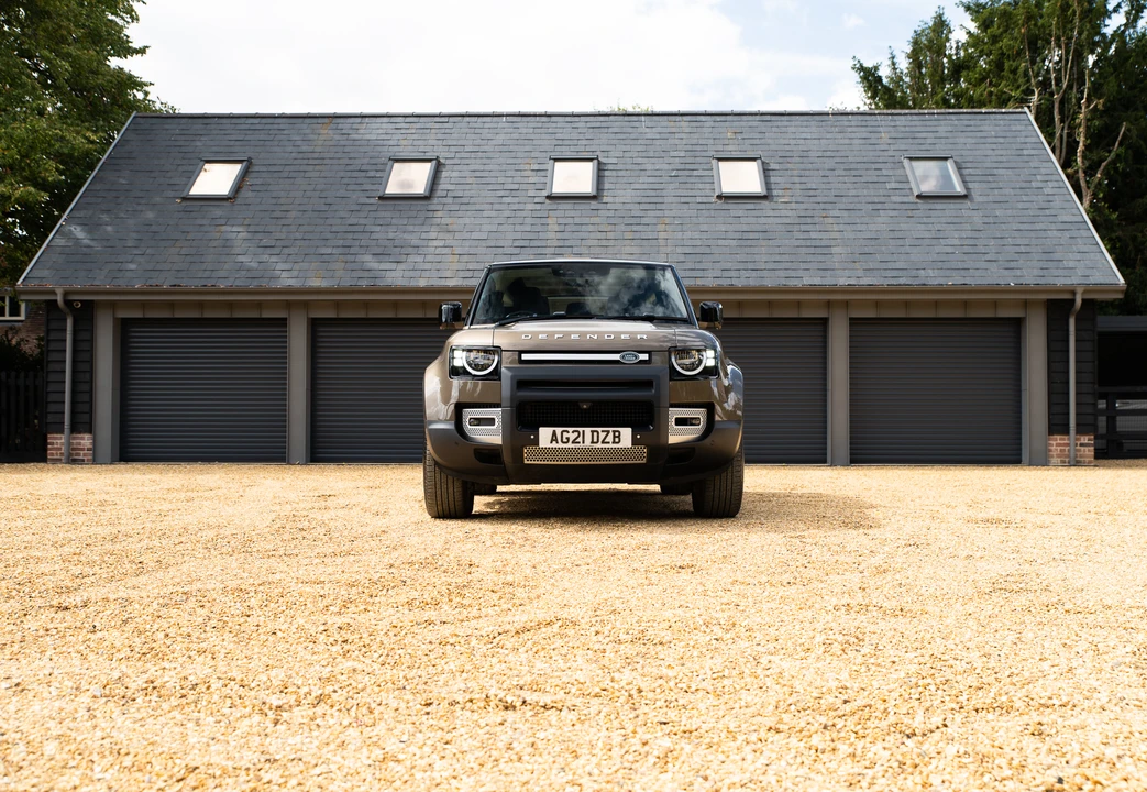 2021 Land Rover Defender L663 - Image 2 of 31