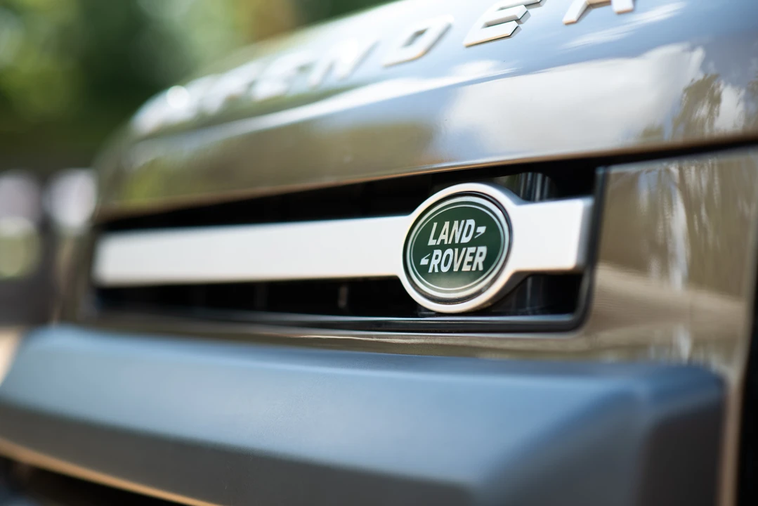2021 Land Rover Defender L663 - Image 22 of 31