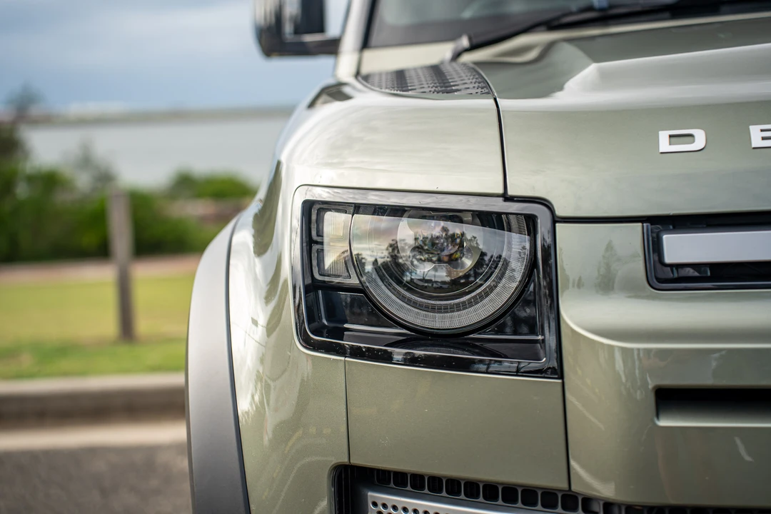 2021 Land Rover Defender L663 - Image 16 of 21
